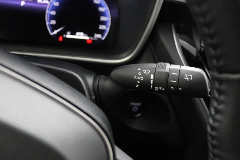 Toyota Corolla Cross - Hybrid 140 Style 31