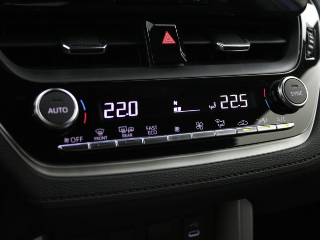 Toyota Corolla Cross - Hybrid 140 Style