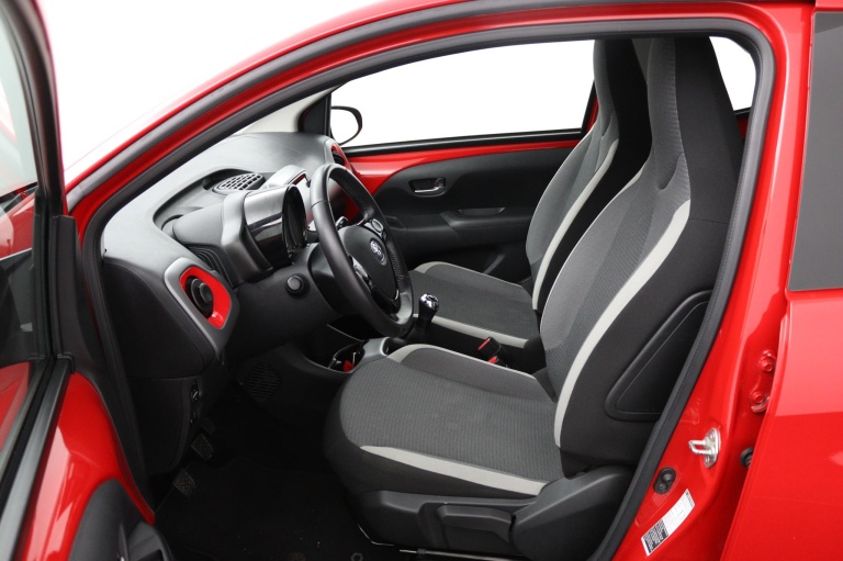 Toyota Aygo - 1.0 VVT-i x-play 17