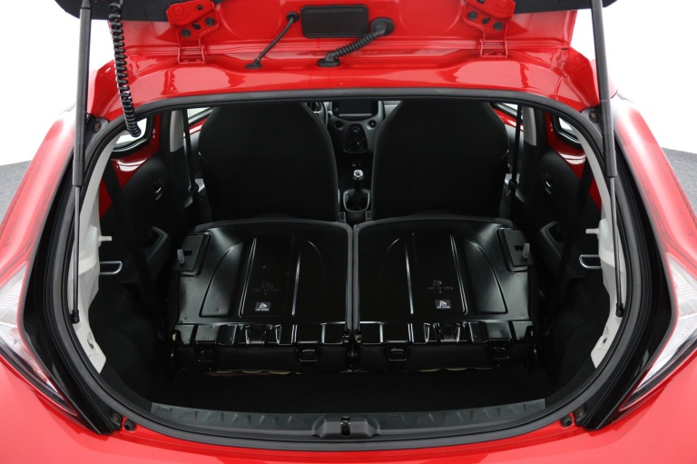 Toyota Aygo - 1.0 VVT-i x-play 25