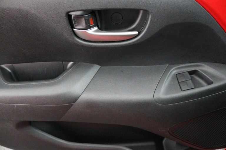 Toyota Aygo - 1.0 VVT-i x-play 27