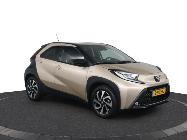 Toyota Aygo X - 1.0 VVT-i S-CVT Pulse 14