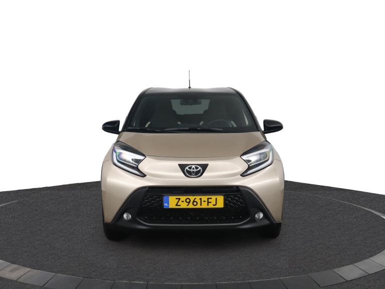 Toyota Aygo X - 1.0 VVT-i S-CVT Pulse 16