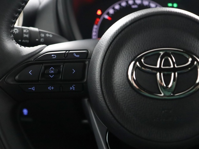 Toyota Aygo X - 1.0 VVT-i S-CVT Pulse