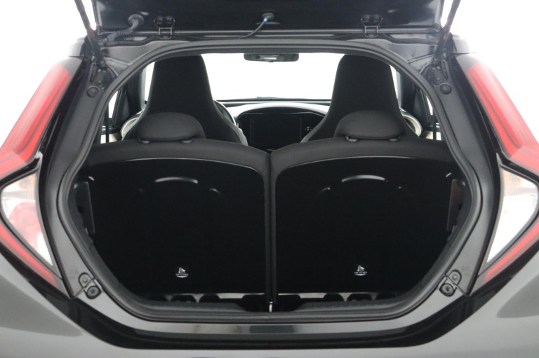 Toyota Aygo X - 1.0 VVT-i S-CVT Pulse 26