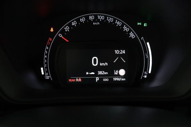 Toyota Aygo X - 1.0 VVT-i S-CVT Pulse 6