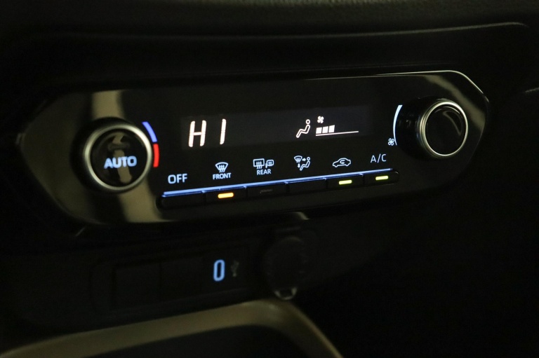 Toyota Aygo X - 1.0 VVT-i S-CVT Pulse 7