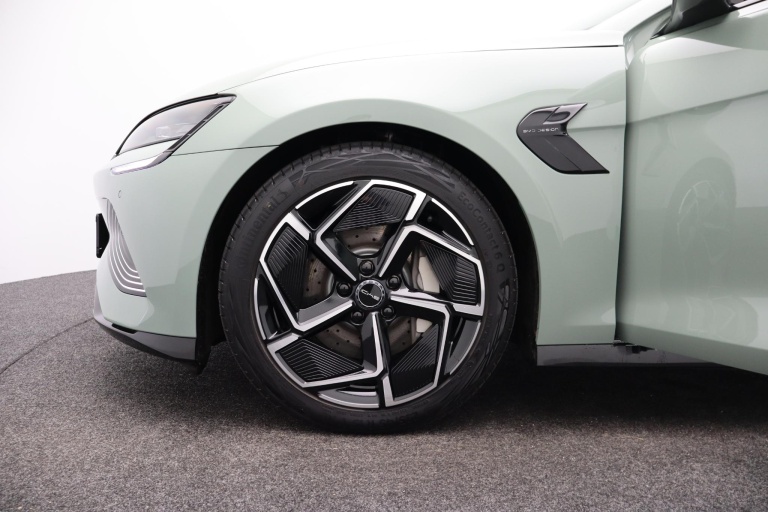 BYD SEAL - Design RWD 82.5 kWh 16