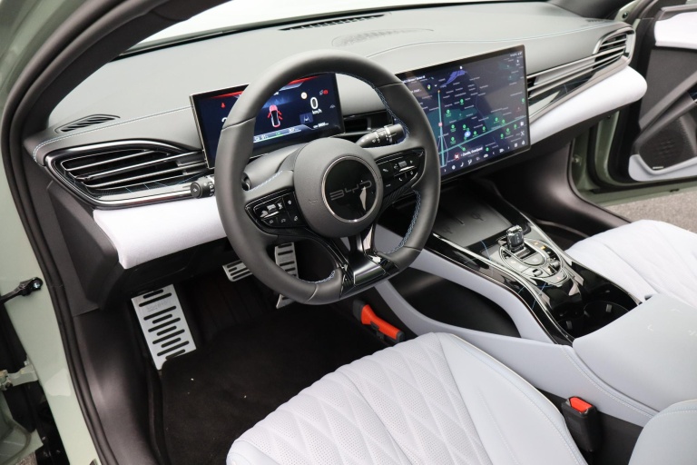 BYD SEAL - Design RWD 82.5 kWh 27