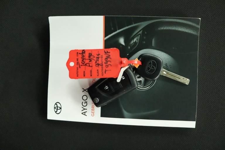 Toyota Aygo X - 1.0 VVT-i MT Play 11
