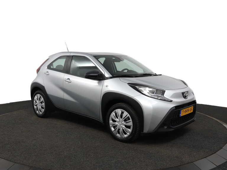 Toyota Aygo X - 1.0 VVT-i MT Play 14