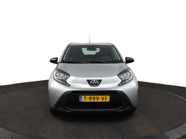 Toyota Aygo X - 1.0 VVT-i MT Play 16