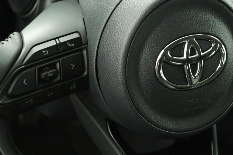 Toyota Aygo X - 1.0 VVT-i MT Play 19