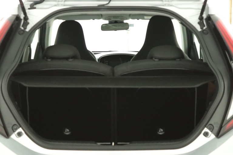 Toyota Aygo X - 1.0 VVT-i MT Play 23