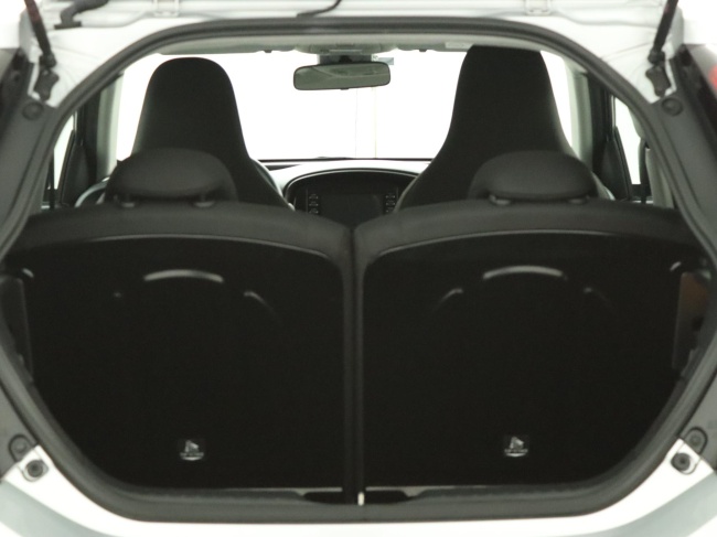 Toyota Aygo X - 1.0 VVT-i MT Play