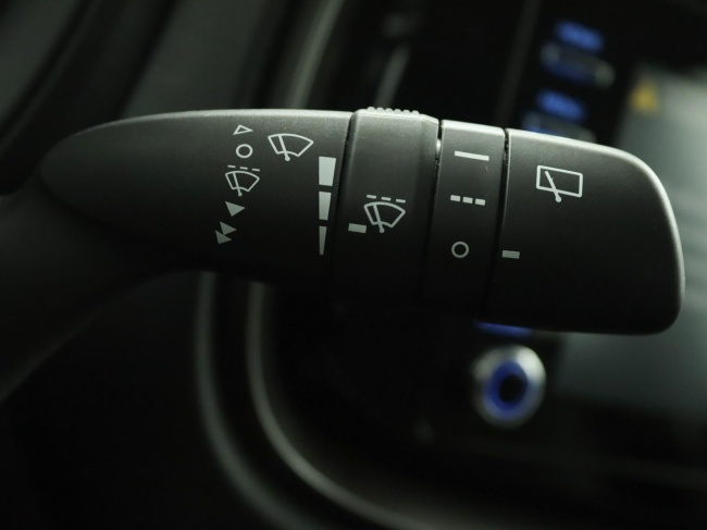 Toyota Aygo X - 1.0 VVT-i MT Play