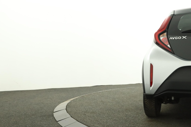 Toyota Aygo X - 1.0 VVT-i MT Play 36