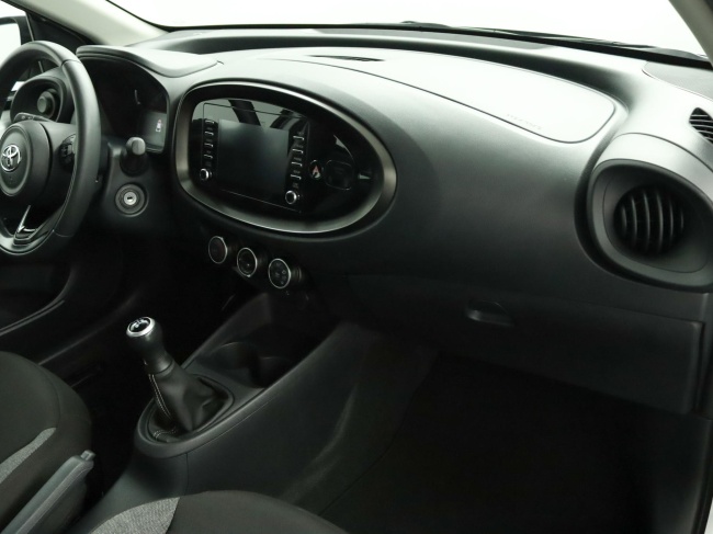 Toyota Aygo X - 1.0 VVT-i MT Play