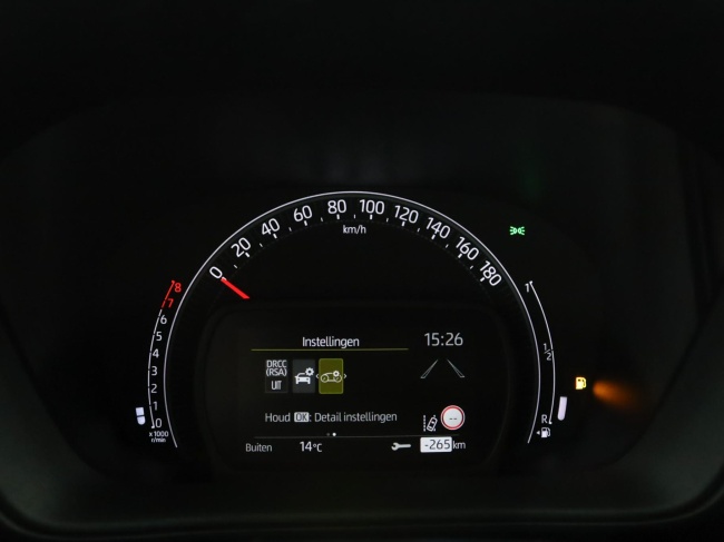 Toyota Aygo X - 1.0 VVT-i MT Play