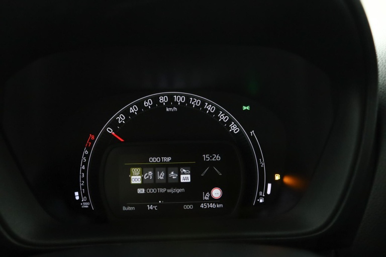 Toyota Aygo X - 1.0 VVT-i MT Play 46