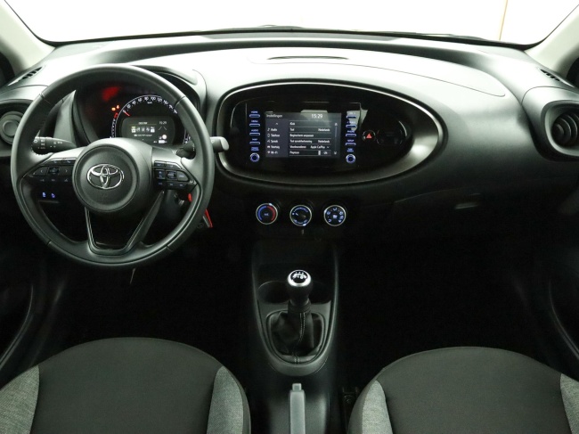 Toyota Aygo X - 1.0 VVT-i MT Play