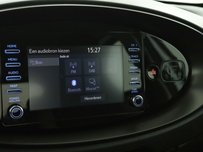 Toyota Aygo X - 1.0 VVT-i MT Play