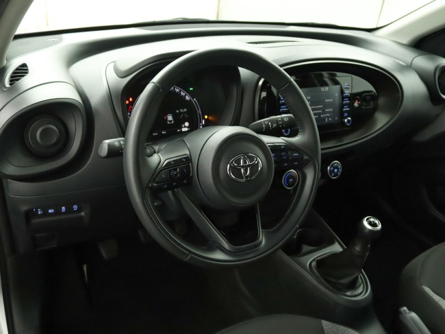 Toyota Aygo X - 1.0 VVT-i MT Play