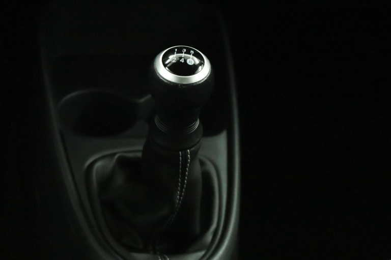 Toyota Aygo X - 1.0 VVT-i MT Play 59