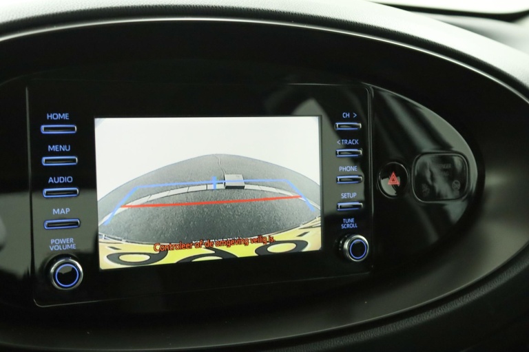 Toyota Aygo X - 1.0 VVT-i MT Play 9