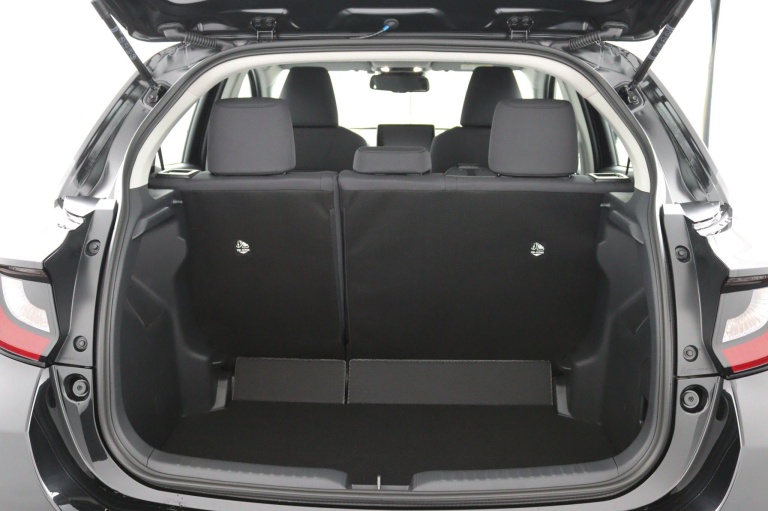 Toyota Yaris - 1.5 Hybrid 115 Comfort 28