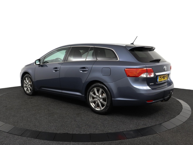 Toyota Avensis Wagon - 1.8 VVTi Dynamic Business 12