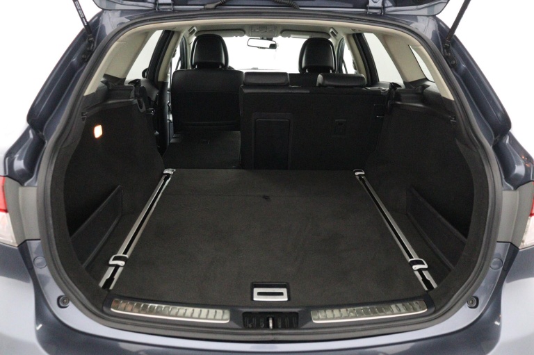 Toyota Avensis Wagon - 1.8 VVTi Dynamic Business 25