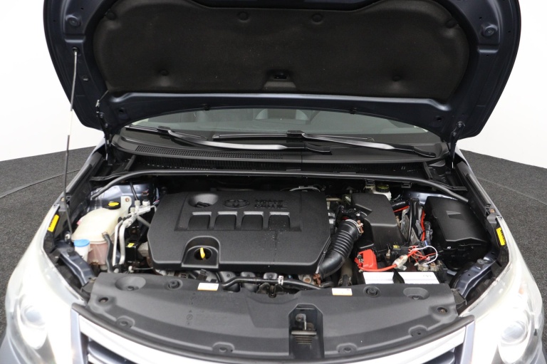 Toyota Avensis Wagon - 1.8 VVTi Dynamic Business 35