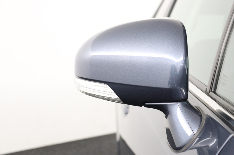 Toyota Avensis Wagon - 1.8 VVTi Dynamic Business 38