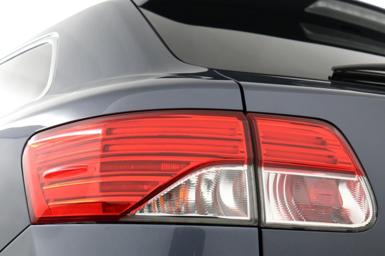 Toyota Avensis Wagon - 1.8 VVTi Dynamic Business 40