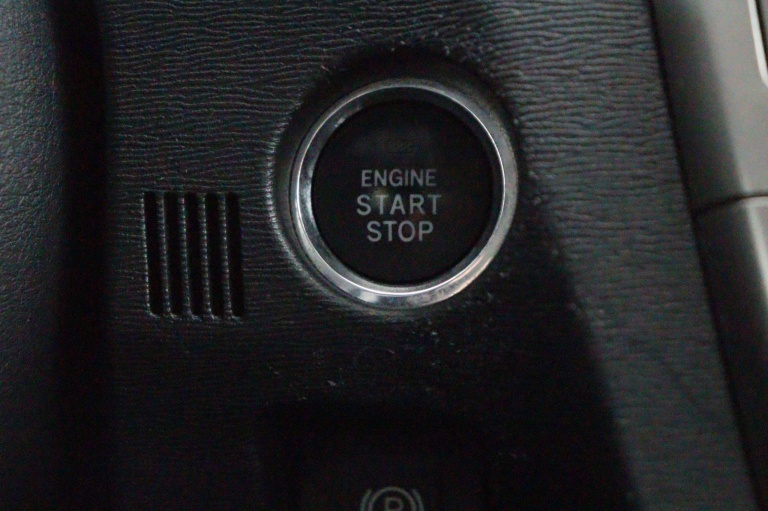 Toyota Avensis Wagon - 1.8 VVTi Dynamic Business 45