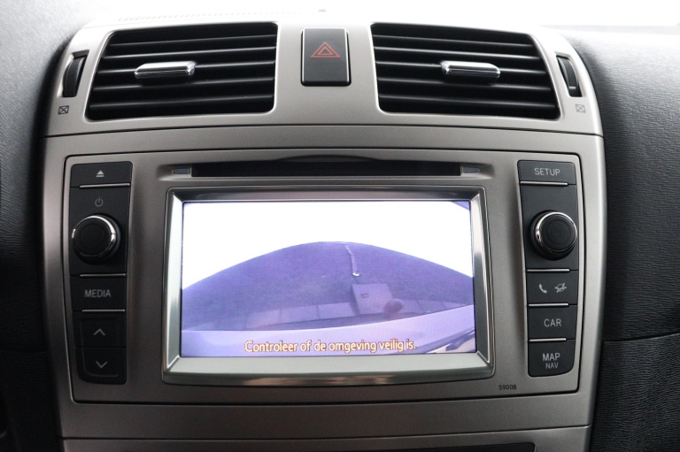 Toyota Avensis Wagon - 1.8 VVTi Dynamic Business 9