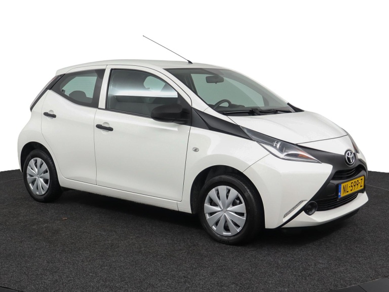 Toyota Aygo - 1.0 VVT-i x-now 13