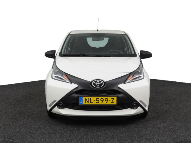 Toyota Aygo - 1.0 VVT-i x-now
