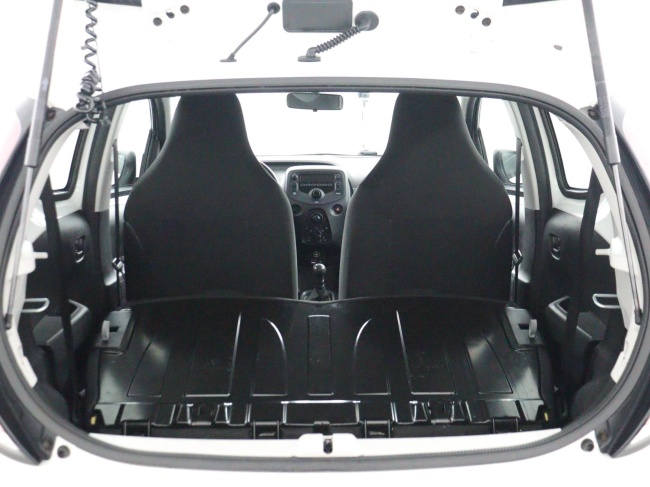 Toyota Aygo - 1.0 VVT-i x-now