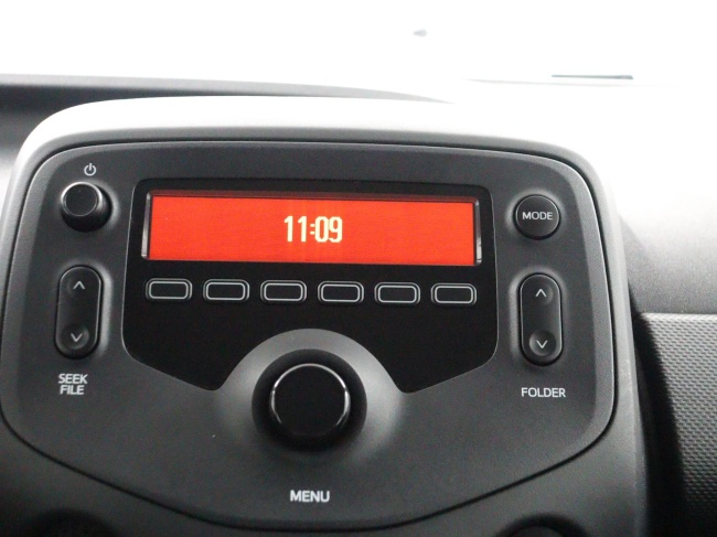 Toyota Aygo - 1.0 VVT-i x-now