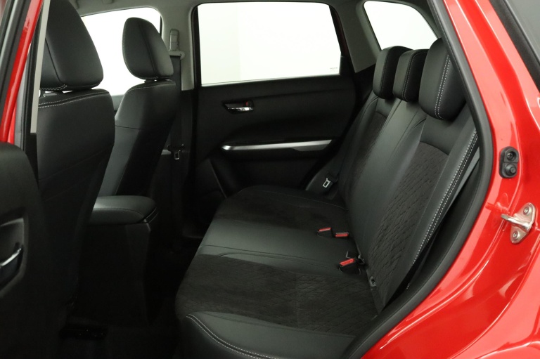 Suzuki Vitara - 1.4 Boosterjet Style Smart Hybrid 18