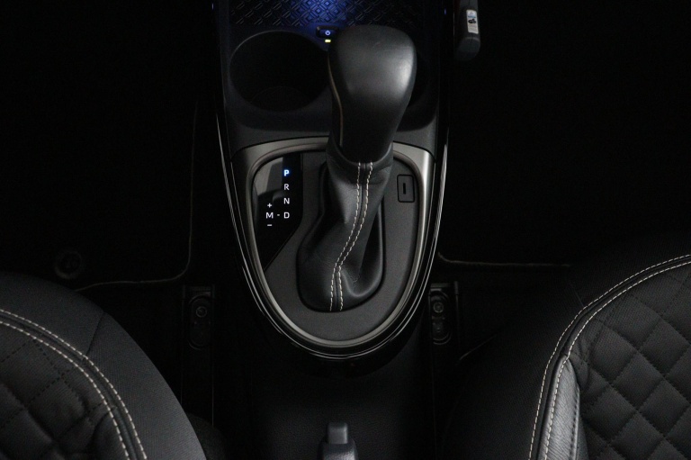 Toyota Aygo X - 1.0 VVT-i S-CVT Premium 27