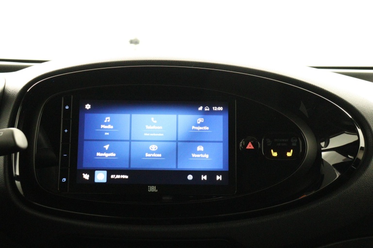 Toyota Aygo X - 1.0 VVT-i S-CVT Premium 42