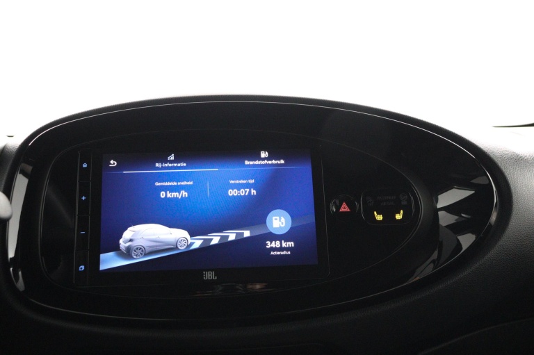 Toyota Aygo X - 1.0 VVT-i S-CVT Premium 43