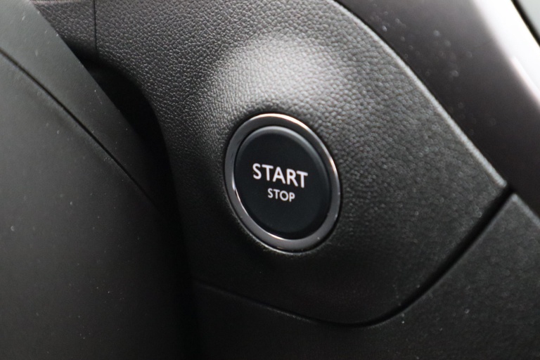 Opel Crossland X - 1.2 Turbo Innovation 19