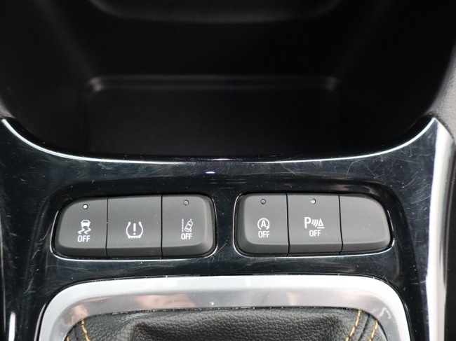 Opel Crossland X - 1.2 Turbo Innovation