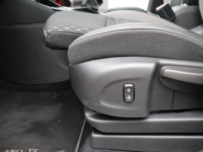 Opel Crossland X - 1.2 Turbo Innovation