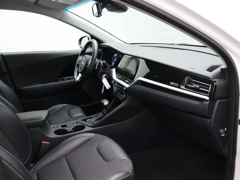 Kia Niro - 1.6 GDi Hybrid DynamicLine 30