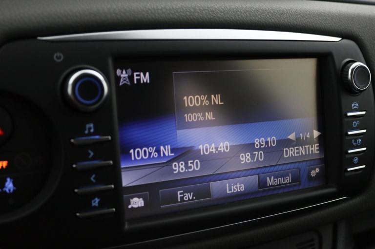 Toyota Yaris - 1.5 Hybrid Aspiration 8